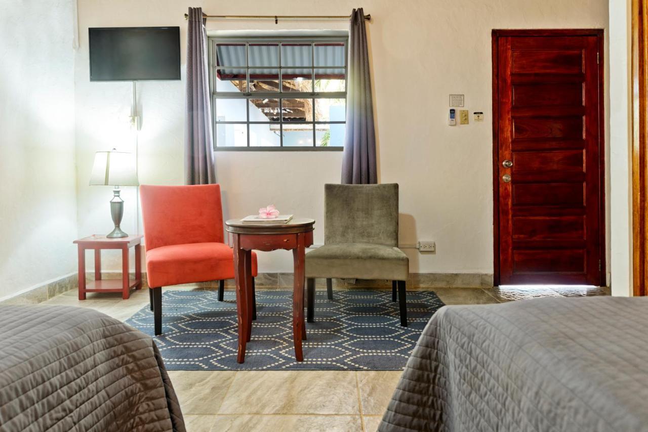 הופקינס Parrot Cove Lodge מראה חיצוני תמונה